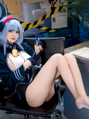 九柒喵 - 天雨亚子 (蔚蓝档案)_31