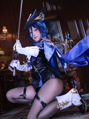 水淼Aqua cosplay Clorinde - Genshin Impact_06