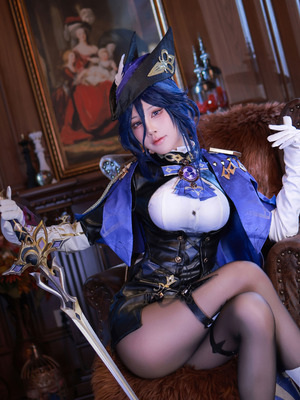 水淼Aqua cosplay Clorinde - Genshin Impact_12