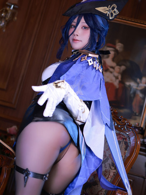 水淼Aqua cosplay Clorinde - Genshin Impact_16