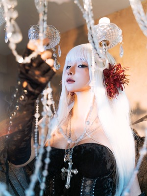 蠢沫沫 – 黑天鹅_002