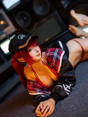 蠢沫沫 – 宝钟玛琳船长_067