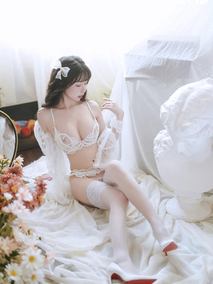 [JVID] 月台尼Tiny - 新尺度登場‼️初嚐禁果解開情慾底線_001 (19)