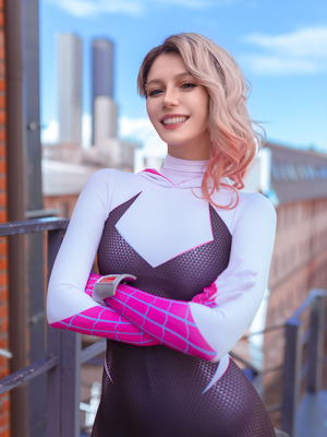 Mik Allen(miakanayuri) - Gwen Stacy_06