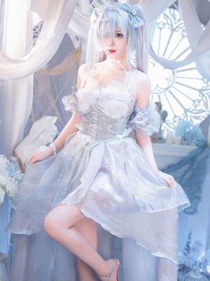 轩萧学姐 (海克斯科技小蛋糕) - 灰姑娘·水晶公主 (NIKKE)_04