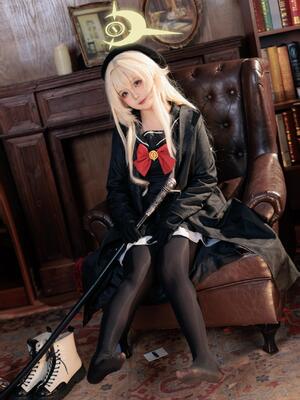 不悬ovo&nbsp;&nbsp;- 笑面教授_不悬ovo - 蔚蓝档案 - 笑面教授 (OL制服) (6)