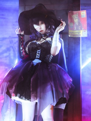 蠢沫沫 – 2024年会员 六花万圣_021