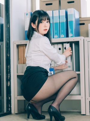 霜月shimo&nbsp;&nbsp;霜月的秘密辦公室 Shimo' Secret Office_024