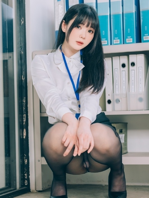 霜月shimo&nbsp;&nbsp;霜月的秘密辦公室 Shimo' Secret Office_025