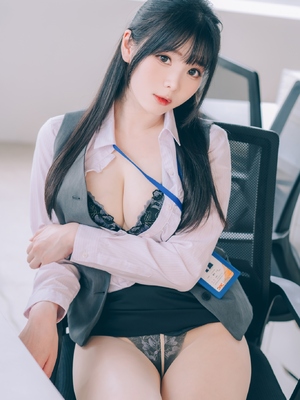 霜月shimo&nbsp;&nbsp;霜月的秘密辦公室 Shimo' Secret Office_075