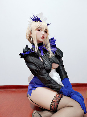 阿半今天很开心 - FGO 黑枪呆女仆_52