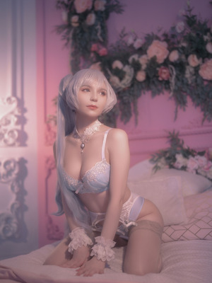 Michi Kyunn - Weiss in flowers_25