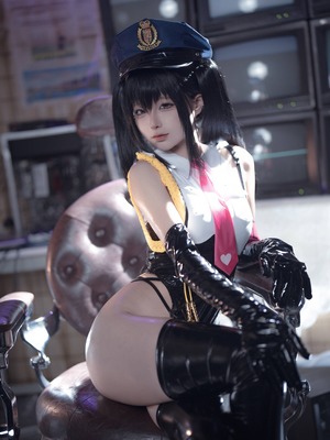 蠢沫沫 –沙希女警