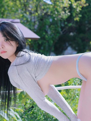 Yeon Woo - Terrace_151