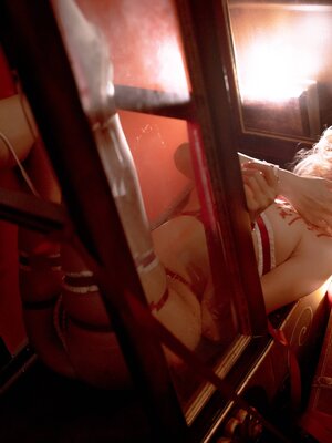 蠢沫沫 – 《橱窗娃娃》_117