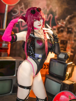 Natsuko夏夏子 - 崩坏：星穹铁道 卡芙卡 dishwasher同人_05