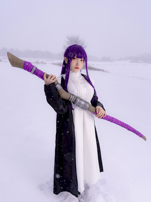 Fantasy Factory - Fern Snow_04