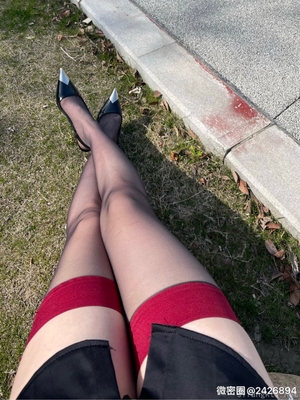 微密圈巨乳肥臀红人【笨蛋初初】_007