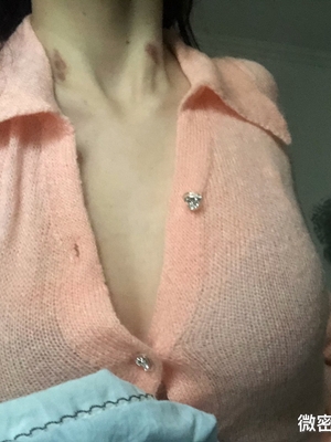 微密圈巨乳肥臀红人【笨蛋初初】_22