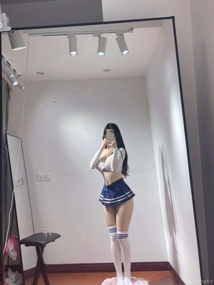 微密圈巨乳肥臀红人【笨蛋初初】_2048.cc-(227)