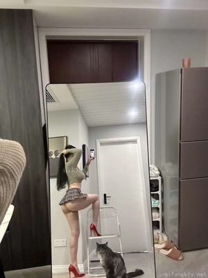 微密圈巨乳肥臀红人【笨蛋初初】_2048.cc-(370)