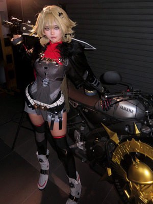 ZinieQ - Caesar King_39