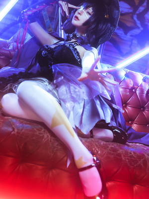 蠢沫沫 –教主的六花_0002