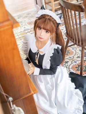 蠢沫沫 – 私人女仆_004