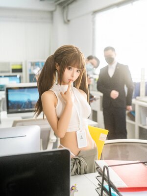 蠢沫沫 – 四月T3订阅《工作时间》_(3)