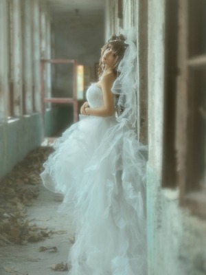 蠢沫沫 – 废弃 婚纱