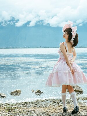 蠢沫沫 – 湖边的少女_0001