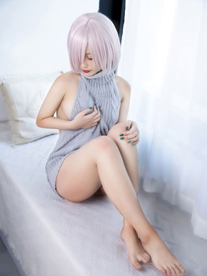 洛璃LoLiSAMA - FGO 玛修 露背毛衣_12