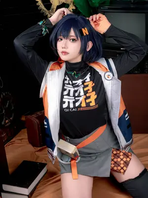 Messie Huang - Bella_27_aerv