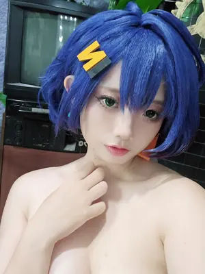 Messie Huang - Bella_48_iajj