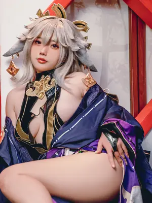 Messie Huang - Yae Alter_12_jxuf