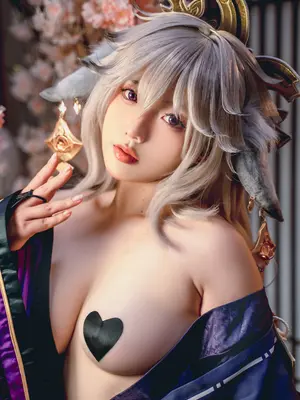 Messie Huang - Yae Alter_29_sonf