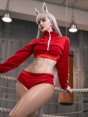 Mik Allen - Gold Ship_04_lloy