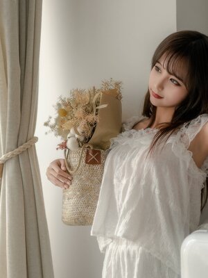 蠢沫沫 - 白睡衣_13