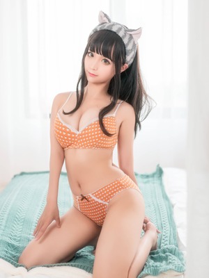 蠢沫沫 - 黄内衣_039