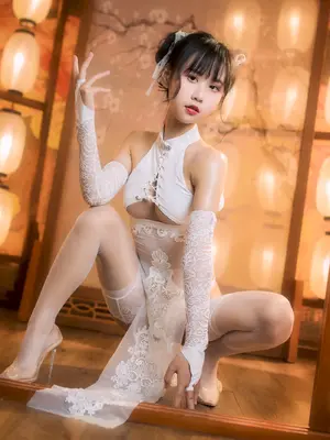 [萌芽儿o0] 靡烟 30P_08_rxyo