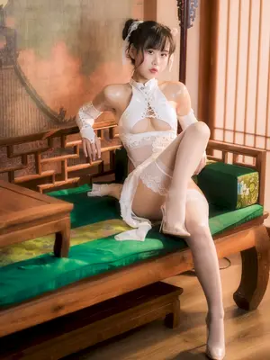 [萌芽儿o0] 靡烟 30P_22_uetn