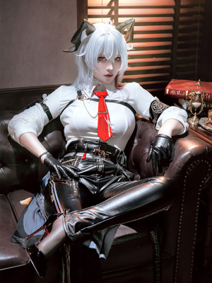 半半子 - 鸣潮 赞妮