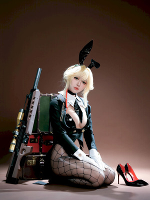 半半子 - 愛德ェントバニー_04_ilrk