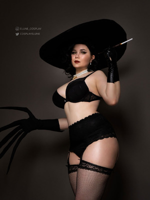 Elune - Lady Dimitrescu_43_keuc