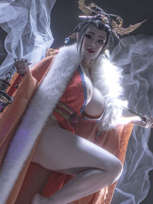 Titi钛合金 - 夜夫人黄嫣 Night Lady Huangyan from Wuchang - Fallen Feathers