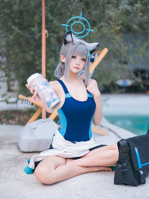 九柒喵 - 蔚蓝档案 砂狼白子泳装_12_wacc