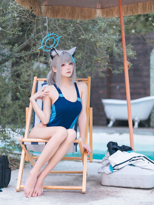 九柒喵 - 蔚蓝档案 砂狼白子泳装_22_ypie