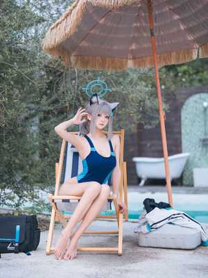 九柒喵 - 蔚蓝档案 砂狼白子泳装_24_ihqx