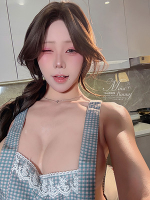 Yiko湿润兔 - 2026年03月作品 继母の香 [126P]_084_raqx