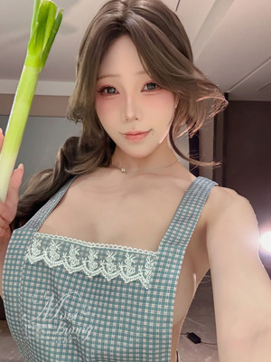 Yiko湿润兔 - 2026年03月作品 继母の香 [126P]_090_alyt